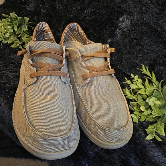 Skechers Relaxed Fit Men’s Size 11 Memory Foam Casual Lace-Up Shoes Tan - Picture 3 of 9